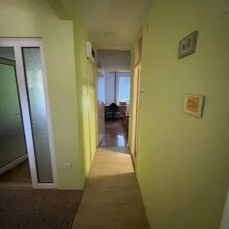 Stan Na Dan Apartment *