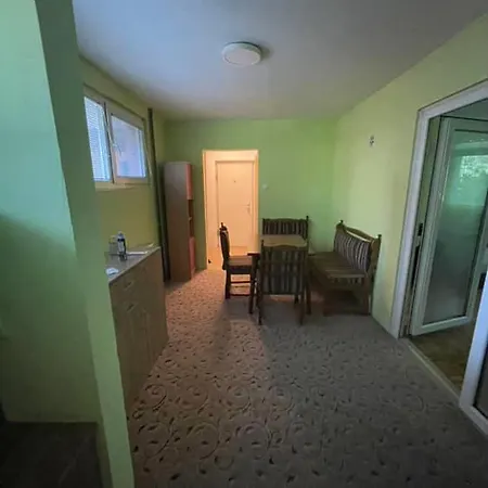 Apartment Stan Na Dan Kragujevac